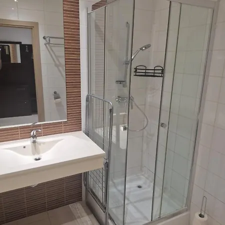 Premium By Rin Grand Apartment